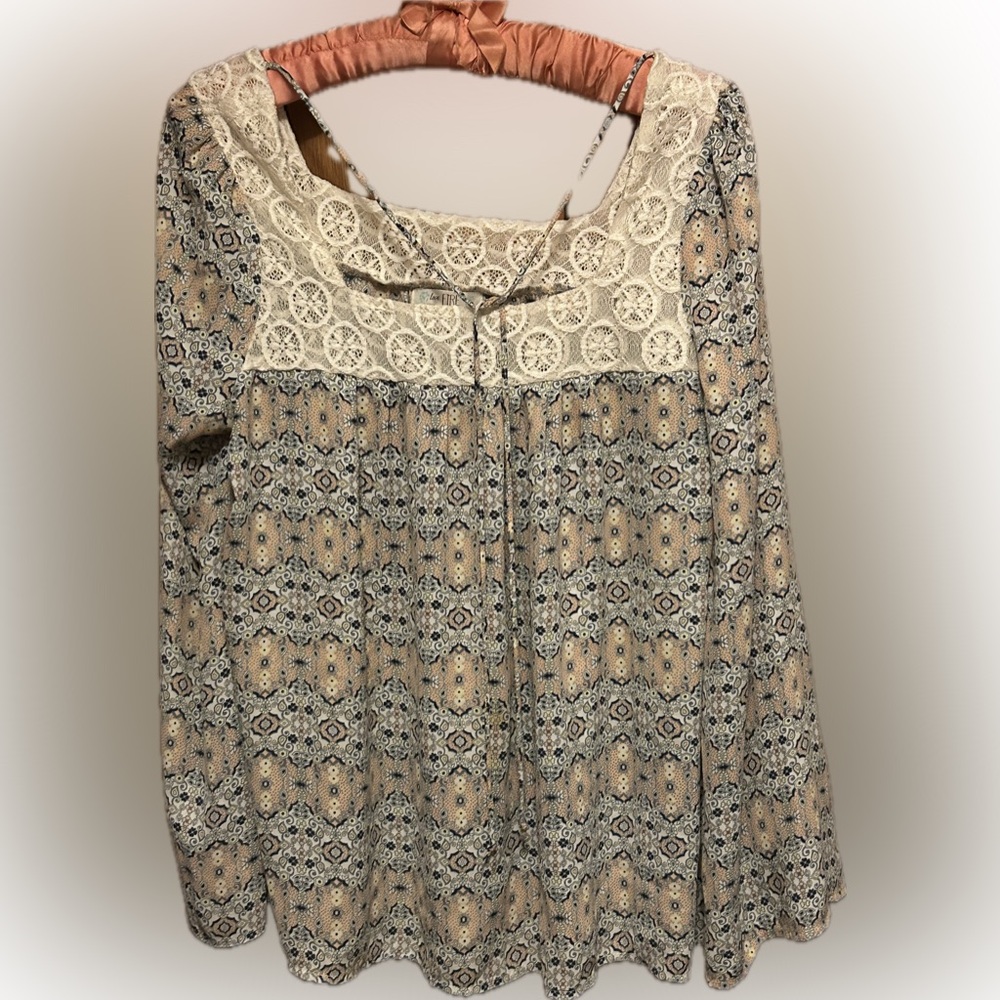love, Fire Geometric Lace boho style blouse